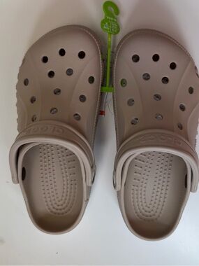 CROCS Classic Clog in Taupe